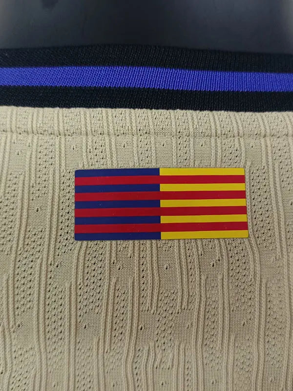 Barcelona visitante 25/26 player version.