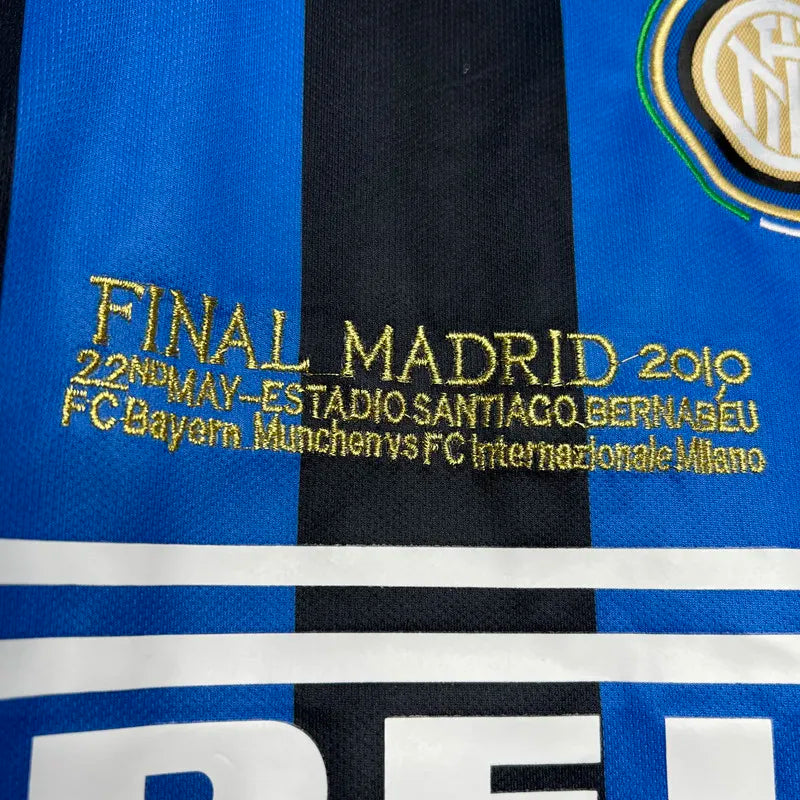 Inter local 09/10 retro version.