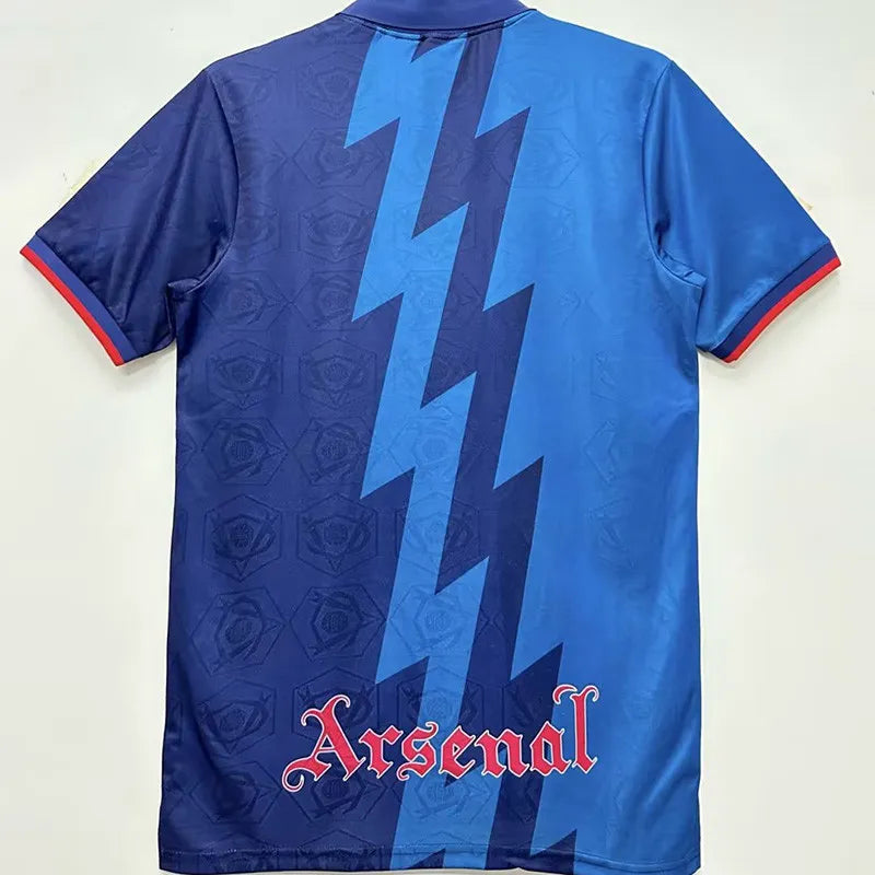 Arsenal visitante 95/96 retro version.