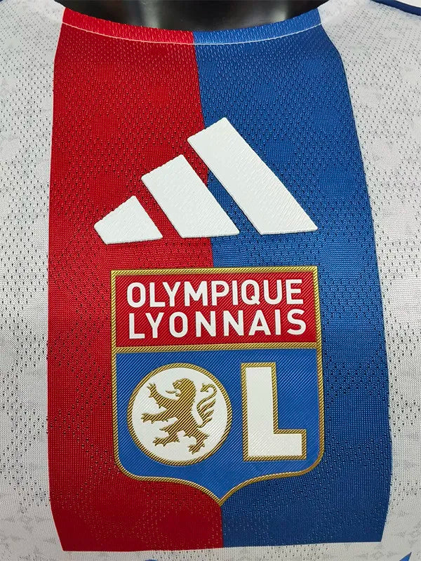 Lyon local 25/26 player version.