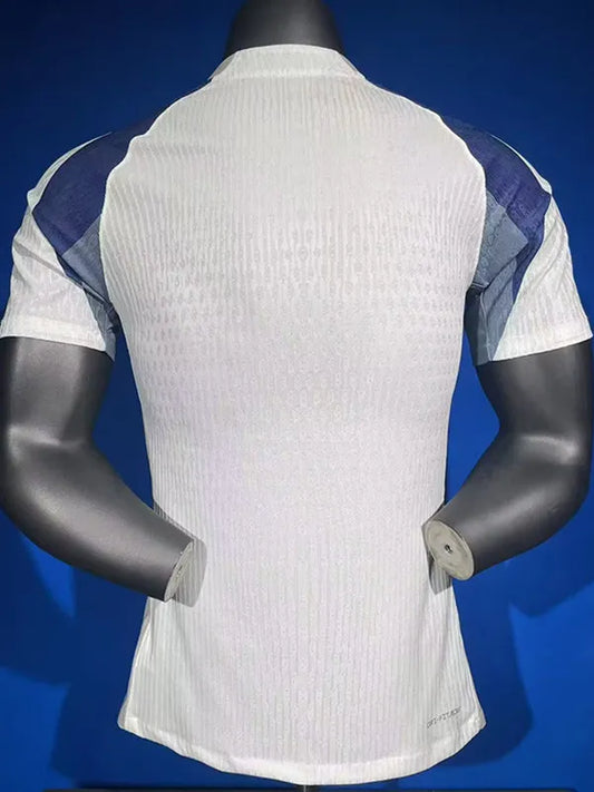 Tottenham local 25/26 player version.