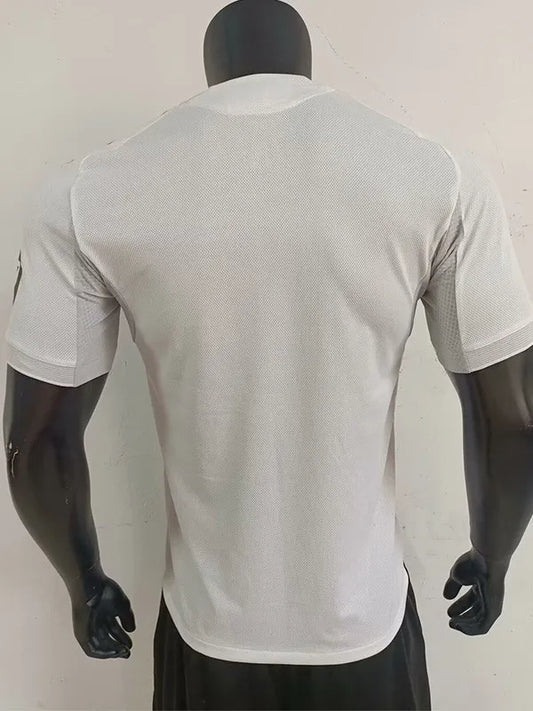 Real Madrid local 25/26 player version.