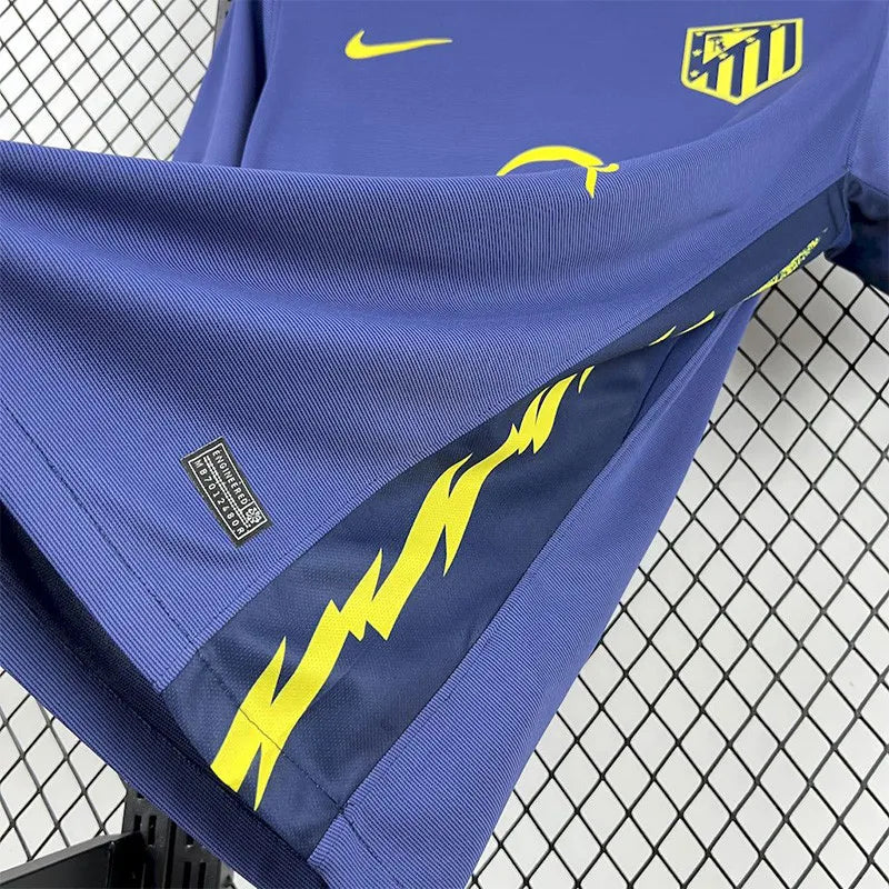 Atlético Madrid visitante 25/26 fan version.