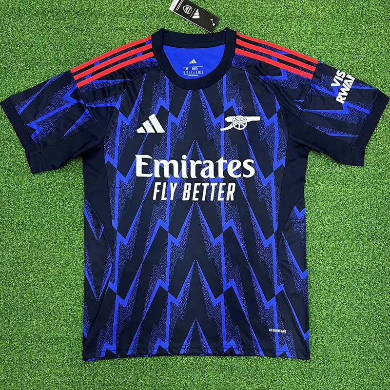 Arsenal visitante 25/26 fan version.