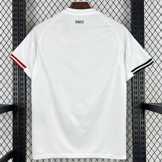 Besiktas local 25/26 fan version.