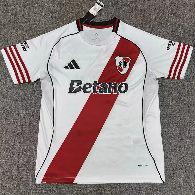 River Plate local 25/26 fan version.