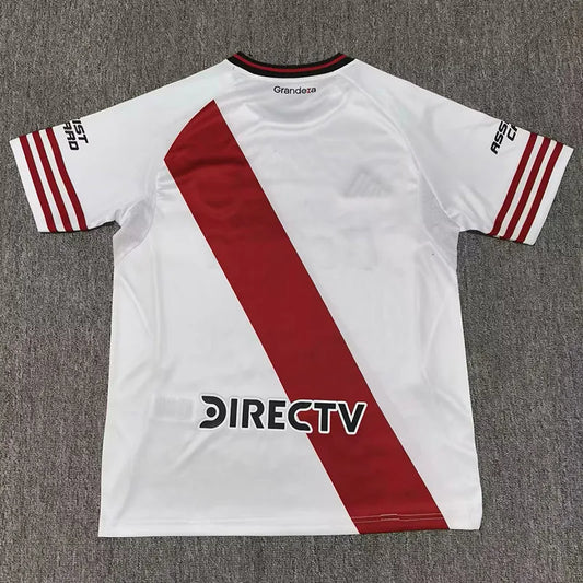 River Plate local 25/26 fan version.