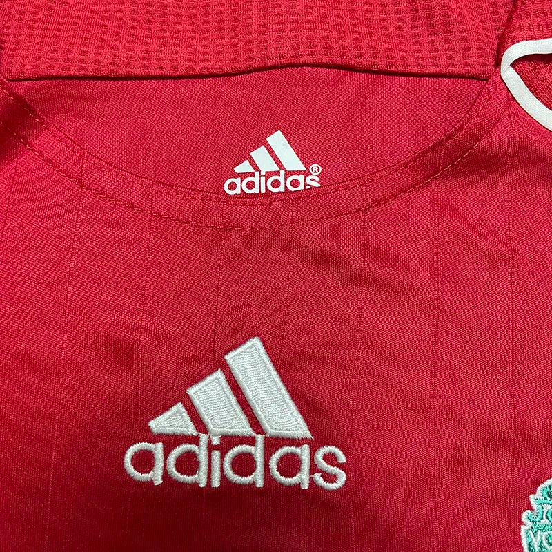 Liverpool local 06/07 retro version.