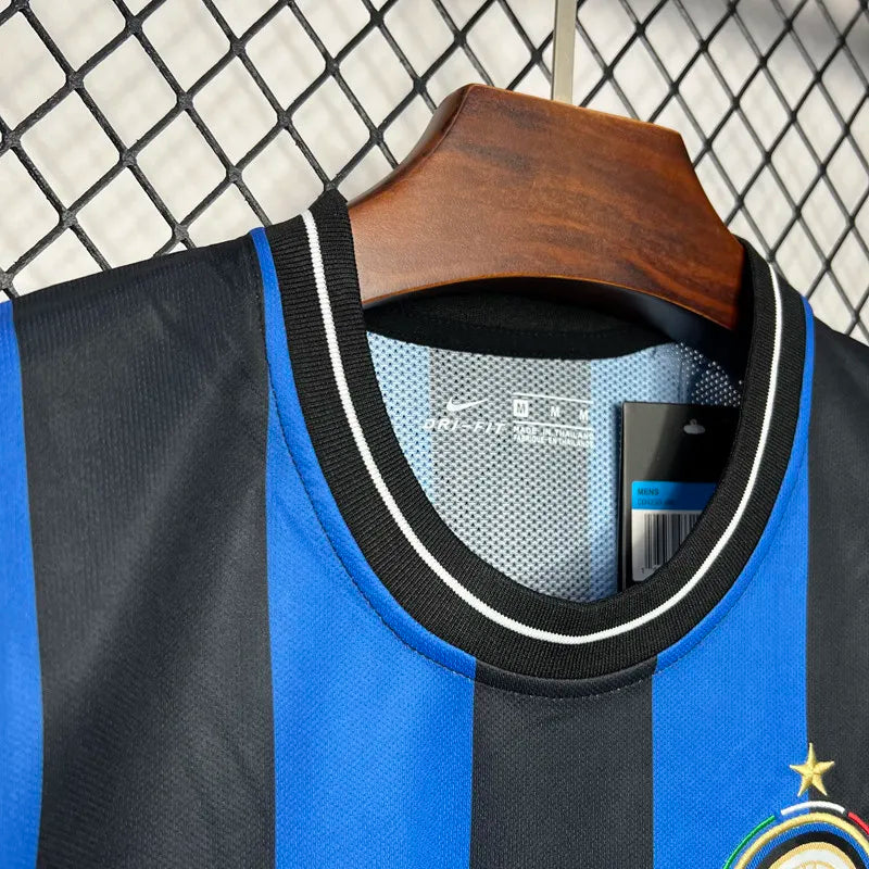 Inter local 09/10 retro version.