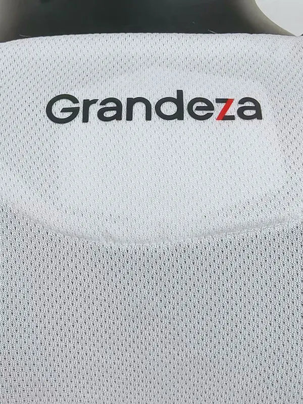River Plate local 25/26 player version.
