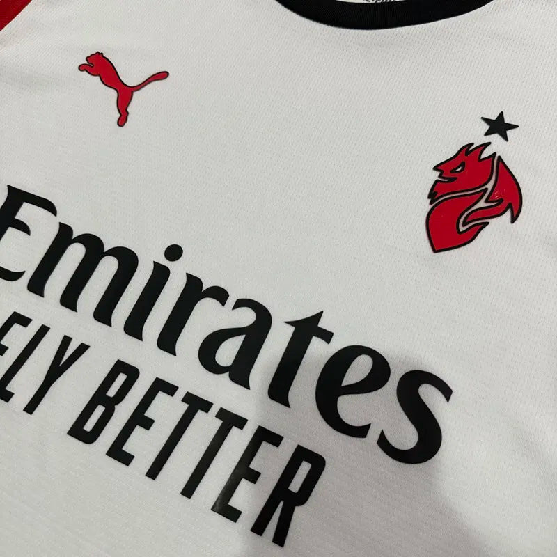 Milan visitante 25/26 fan version.