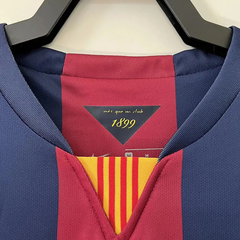 Barcelona local 14/15 retro version.
