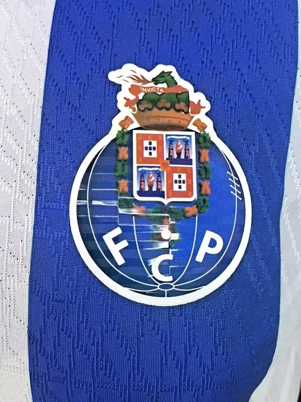 Porto local 25/26 player version.