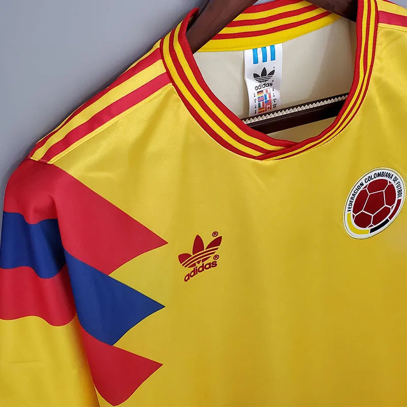 Colombia local 1990 retro version.