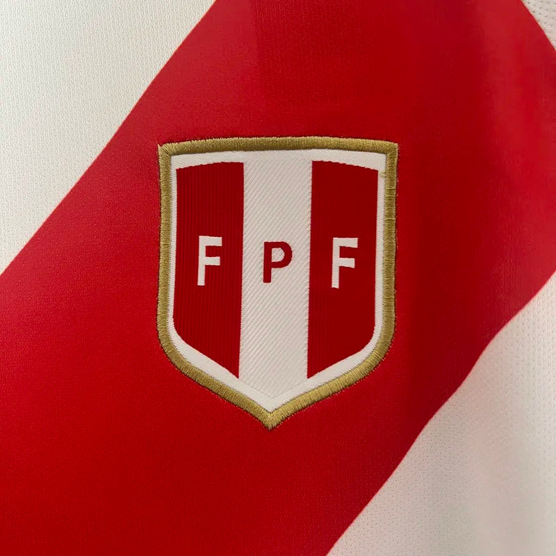 Perú local 24/25 fan version.