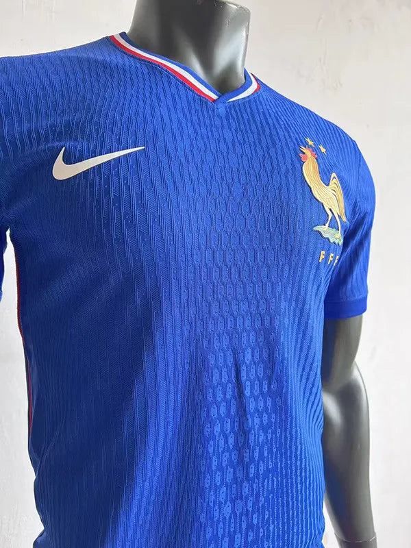 Francia local 24/25 player version.