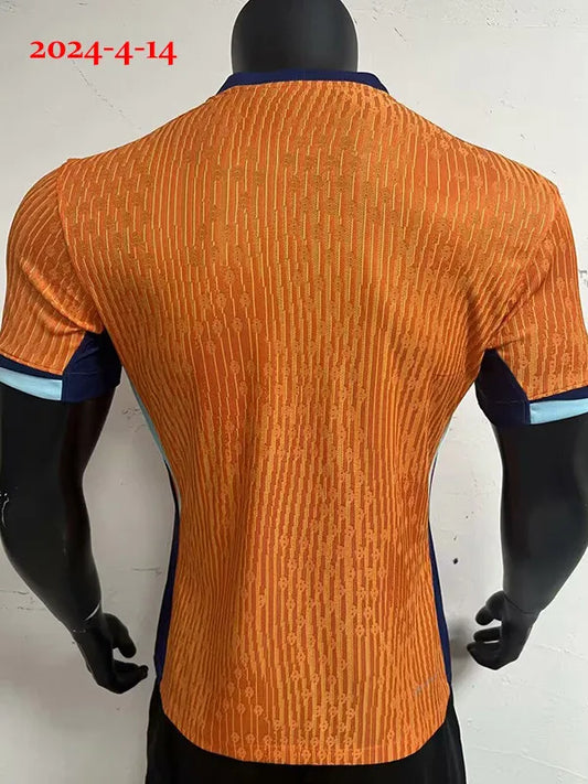 Países Bajos local 24/25 player version.