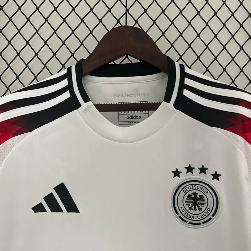 Alemania local 24/25 fan version.