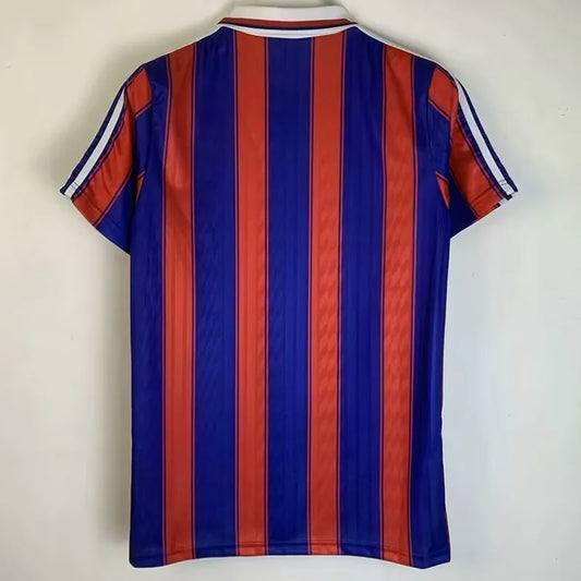 Bayern local 95/96 retro version.