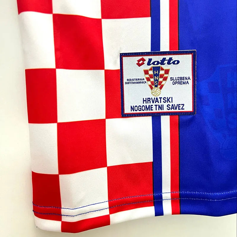 Croacia visitante 1998 retro version.