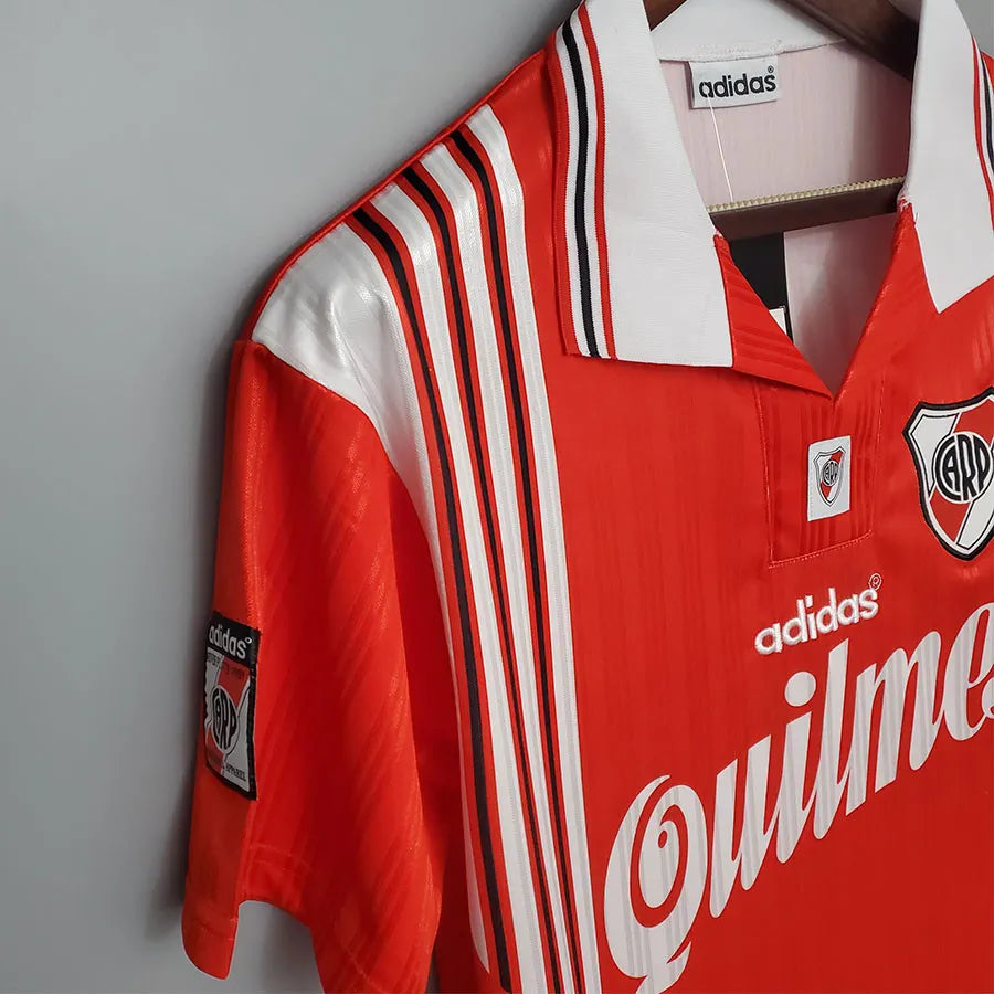 River Plate visitante 95/96 retro version.