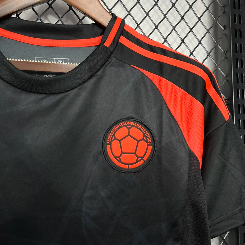 Colombia visitante 24/25 fan version.