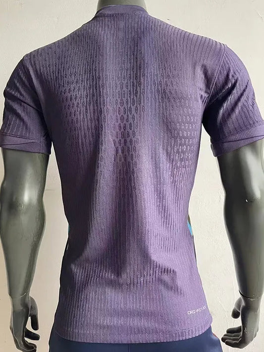 Inglaterra visitante 24/25 player version.