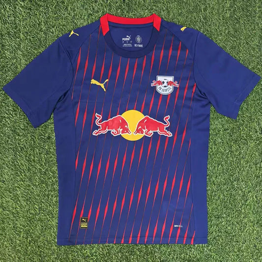 Leipzig visitante 25/26 fan version.