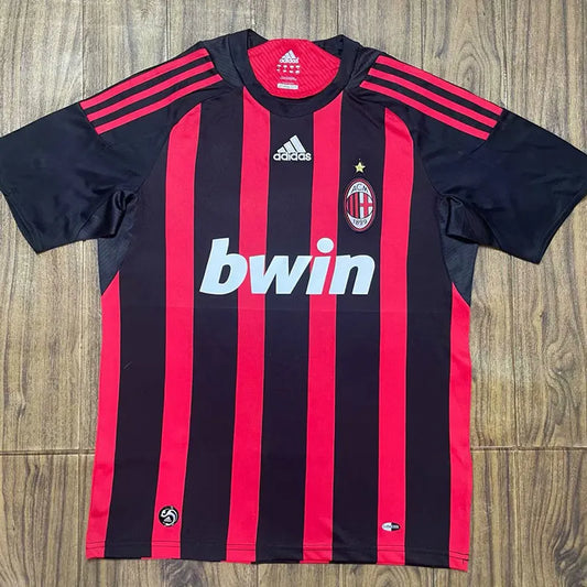 Milan local 08/09 retro version.