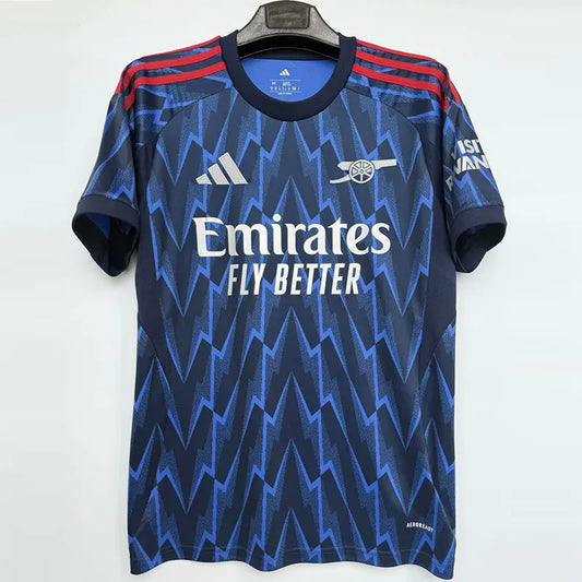 Arsenal visitante 25/26 fan version.