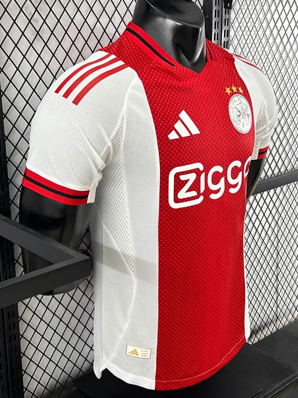 Ajax local 25/26 player version.