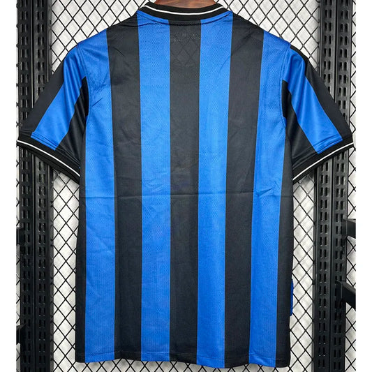Inter local 09/10 retro version.