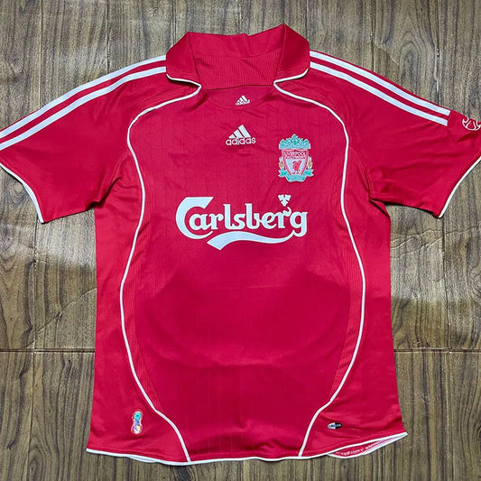 Liverpool local 06/07 retro version.