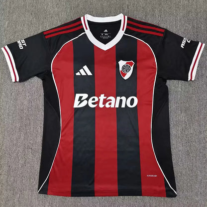 River Plate visitante 25/26 fan version.