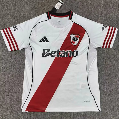 River Plate local 25/26 fan version.
