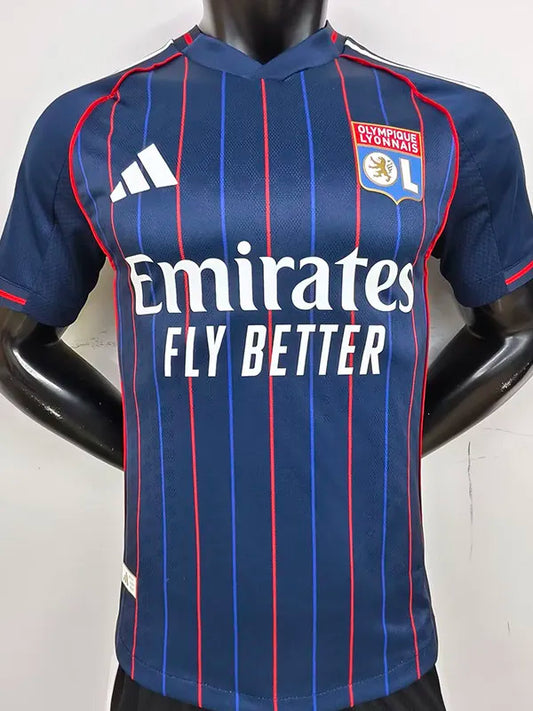 Lyon visitante 25/26 player version.