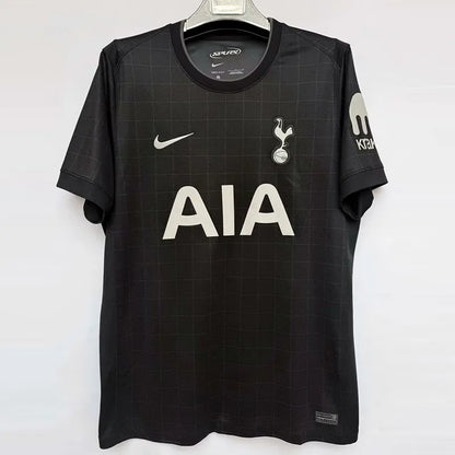 Tottenham visitante 25/26 fan version.