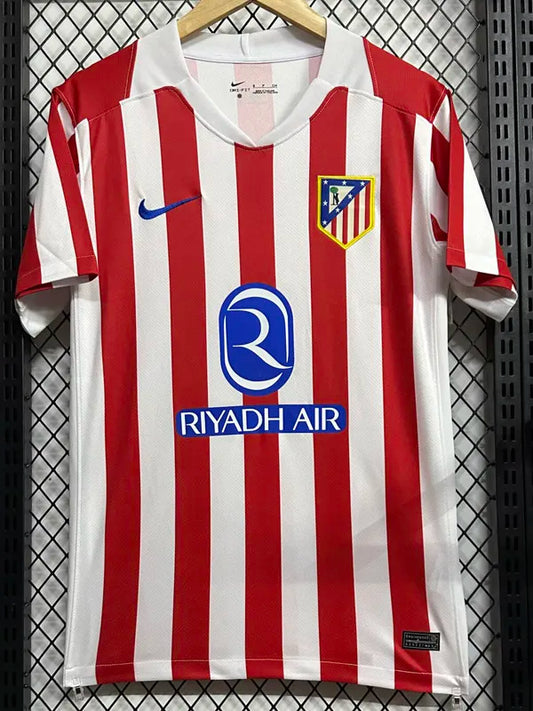Atlético Madrid local 25/26 fan version.