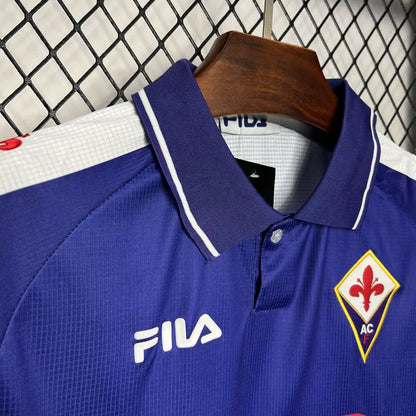 Fiorentina local 98/99 retro version.