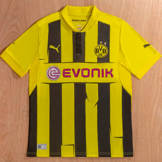 Dortmund local 12/13 retro version.