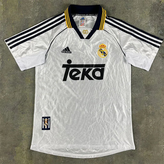 Real Madrid local 98/00 retro version.