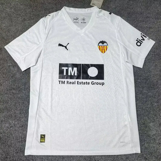 Valencia local 25/26 fan version.