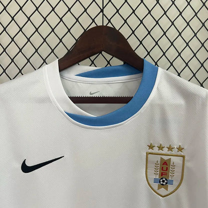 Uruguay visitante 24/25 fan version.