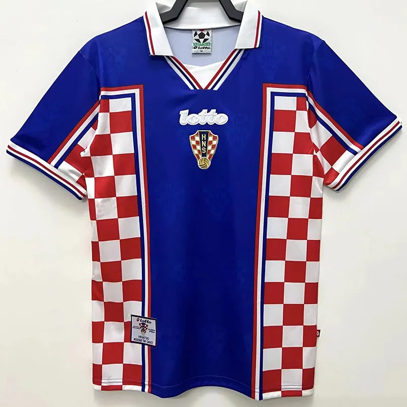 Croacia visitante 1998 retro version.